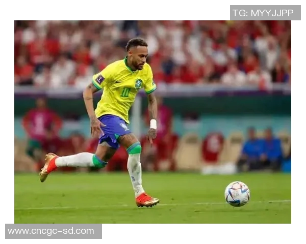 世界杯深夜发文疑似回应转会传闻引发球迷热议关注动向