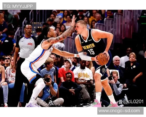 以镜头回顾约基奇温情瞬间这一幕感动无数球迷令人泪目